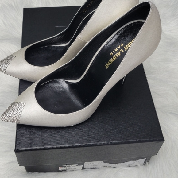 Saint Laurent Swarovski Crystal-embellished Satin run small - Picture 4 of 13
